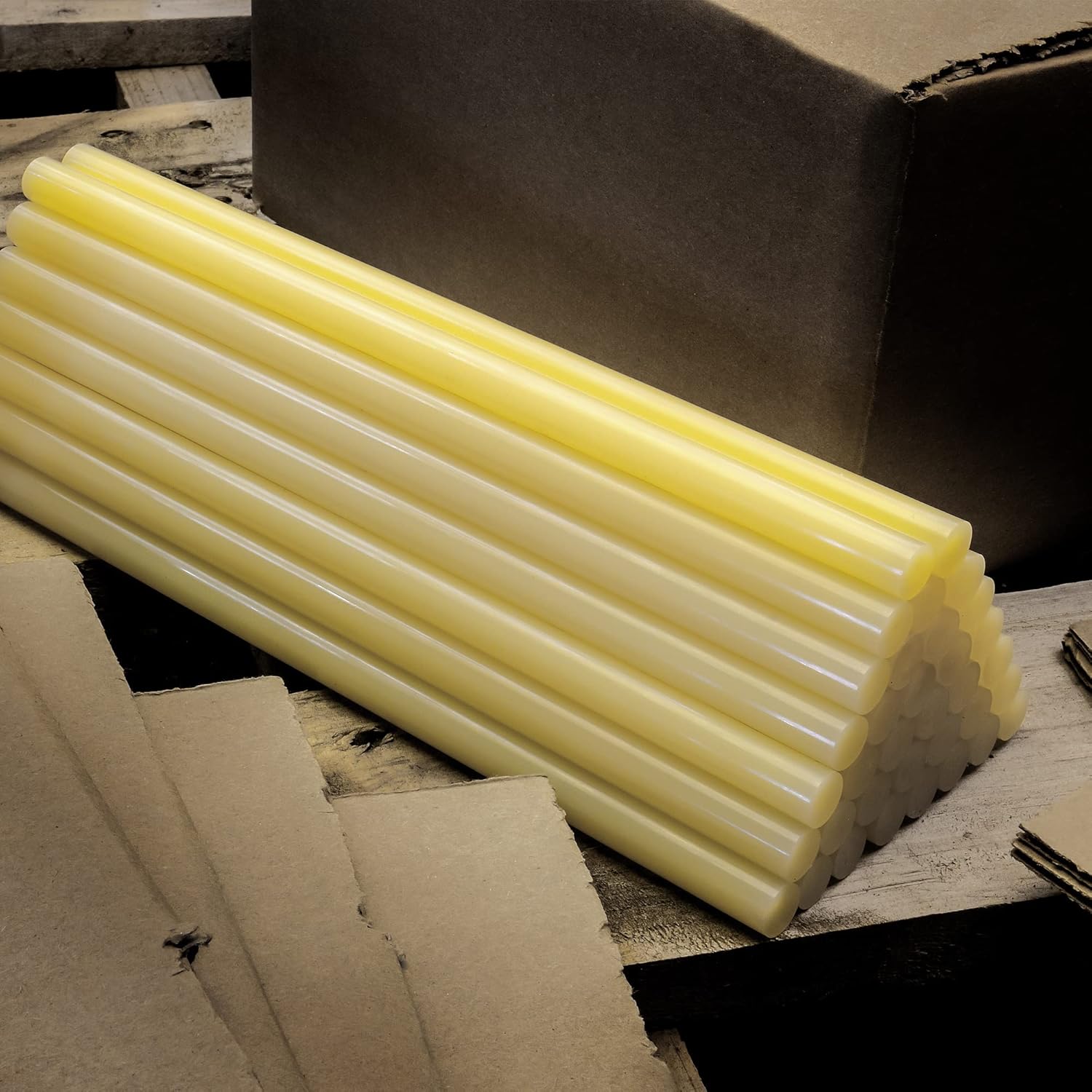 AdTech Professional High-Performance Industrial Hot Glue Sticks, 10" Light Amber, High Temp, Quick Set - Ideal for Packaging - Image 3